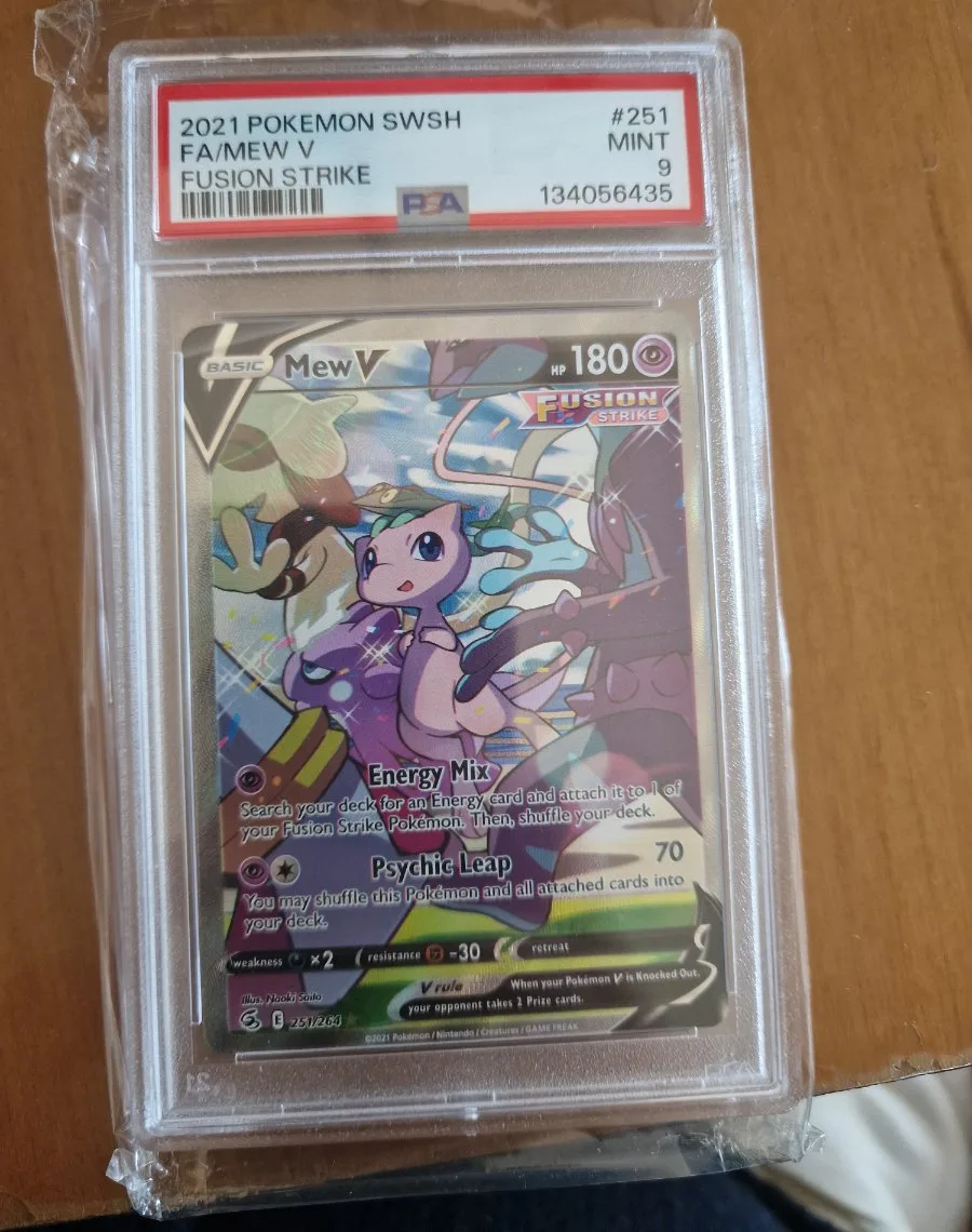 Mew V Fusion Strike - PSA 9