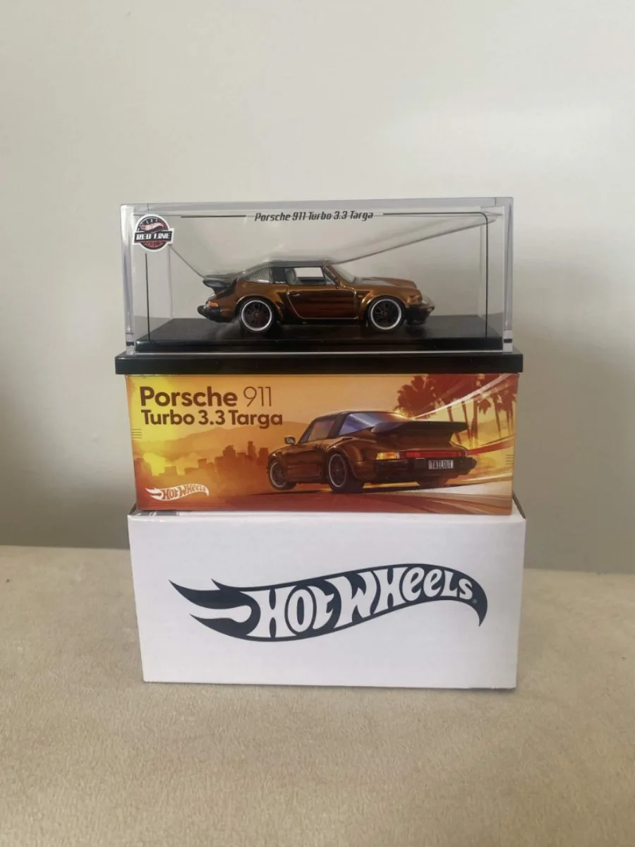 Hot Wheels RLC Exclusive 1988 Porsche 911 3.3 Targa Turbo Bronze